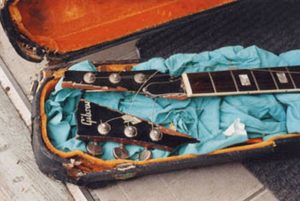Broken headstock - Gibson ES335