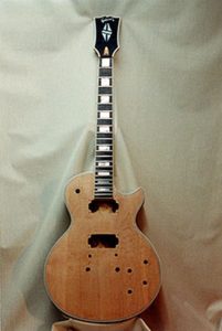 image of front of Gibson Les Paul