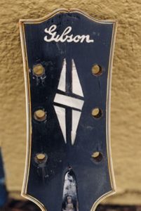 image of the headstock