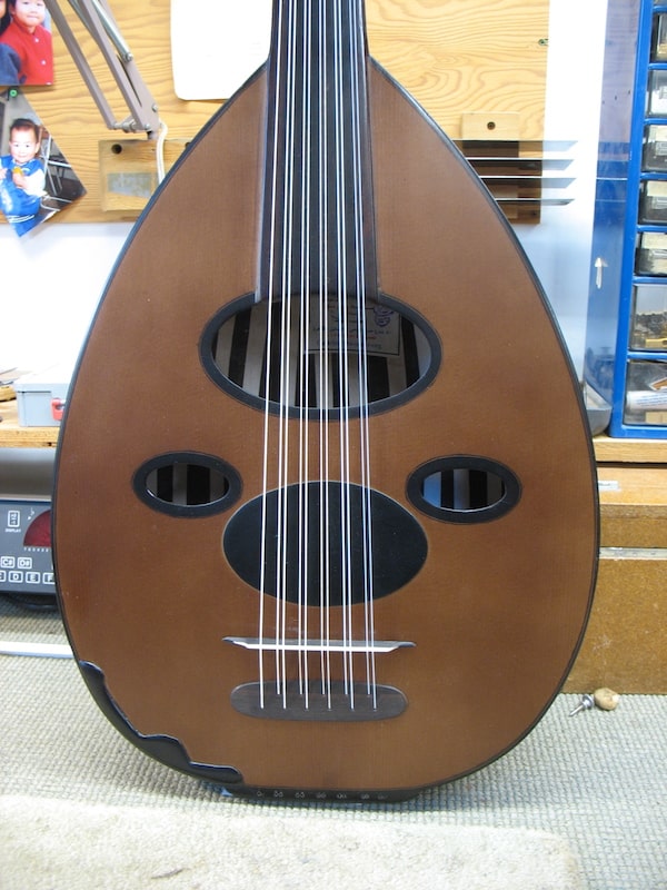 The oud after modification